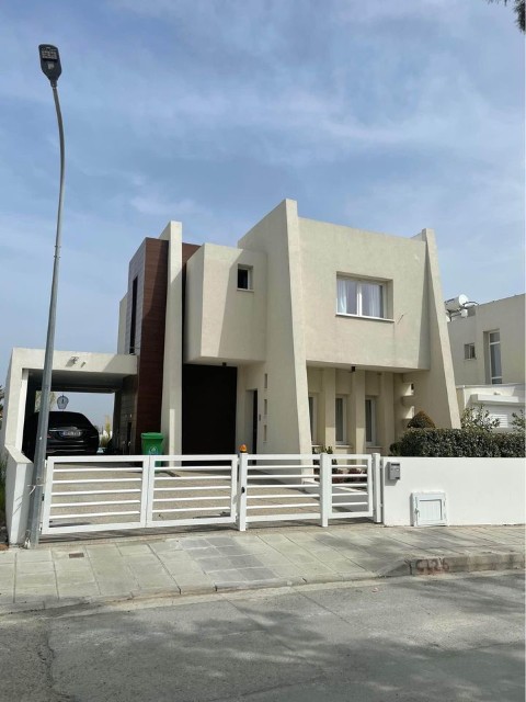 3 Bedroom House For Sale Fully Furnıshed